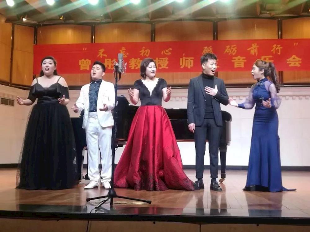 441a9a0787f84cac85a5eb264f730b8b.jpg 441a9a0787f84cac85a5eb264f730b8b.jpg