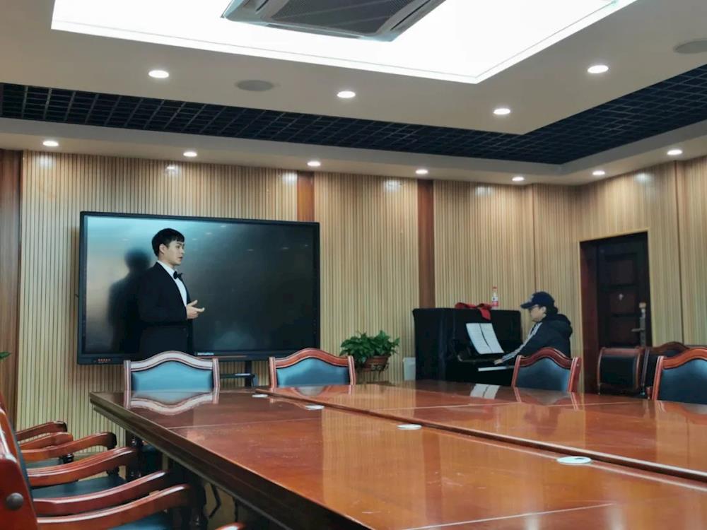 749a080159bd448b817e8f6d008f230b.jpg 749a080159bd448b817e8f6d008f230b.jpg