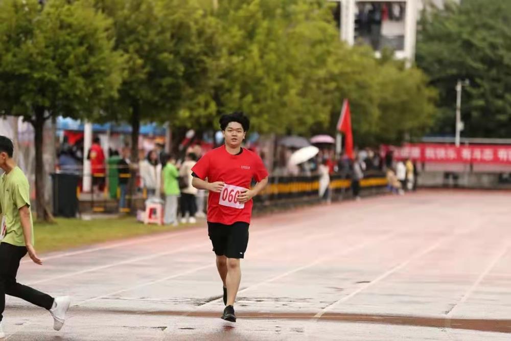 b78e1002a9474bbea2de2213083cb836.jpg b78e1002a9474bbea2de2213083cb836.jpg