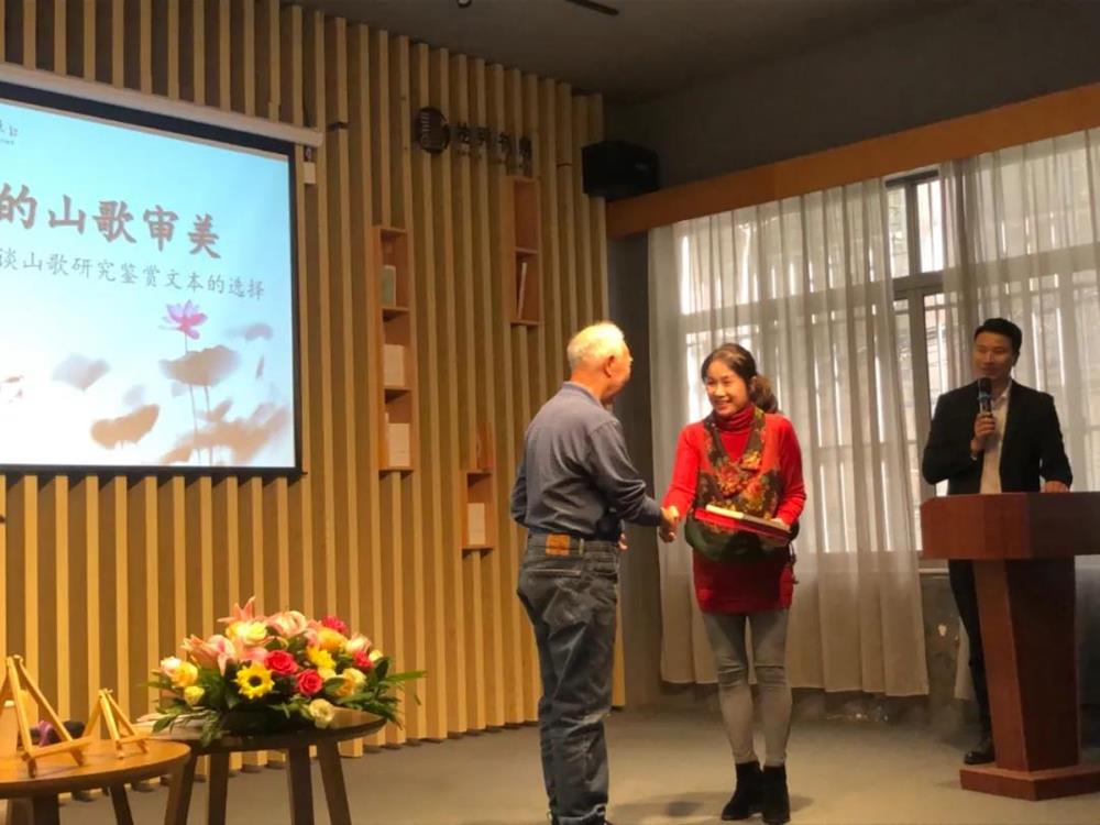 4c4bb34097804e6e8caf6a4008e3dacf.jpg 4c4bb34097804e6e8caf6a4008e3dacf.jpg