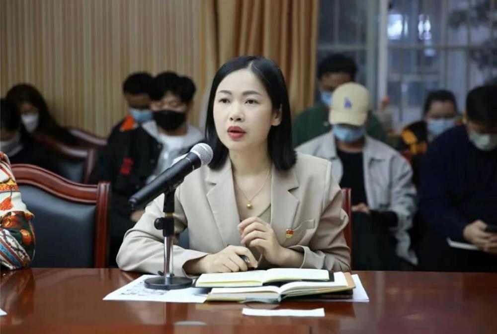 4ac5d3766b0f4392b2d0d3b3aafad83c.jpg 4ac5d3766b0f4392b2d0d3b3aafad83c.jpg