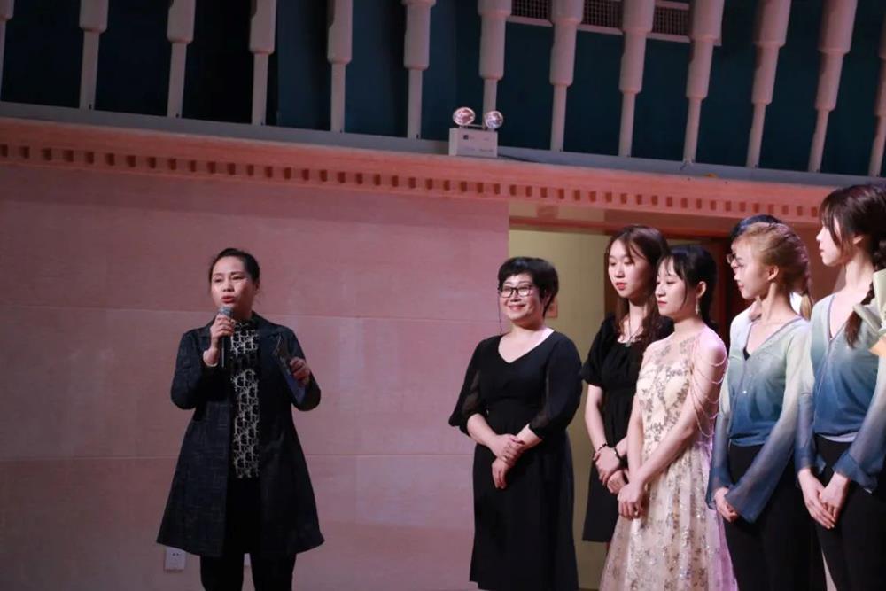 9657f67d62c34260a1a419299912a44d.jpg 9657f67d62c34260a1a419299912a44d.jpg