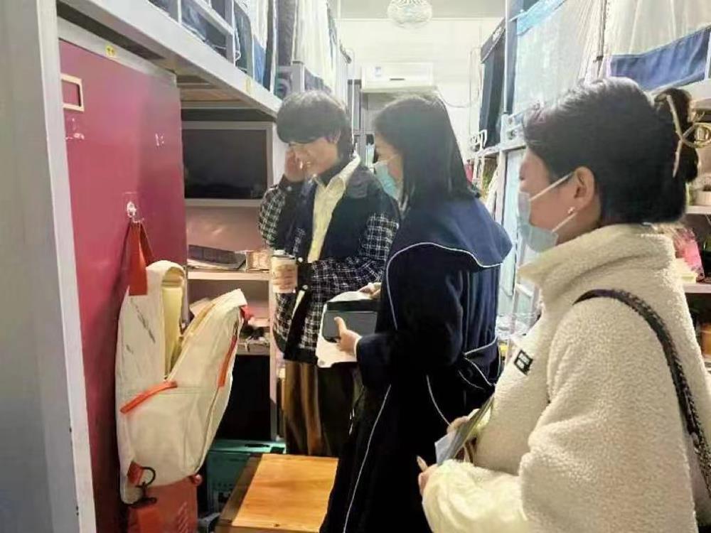 609b8618e54d4e9fa6ae9a071777b799.jpg 609b8618e54d4e9fa6ae9a071777b799.jpg