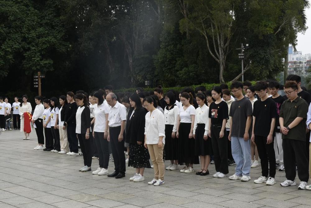 41a104e5cfba4b1a8f4de1e272057356.jpg 41a104e5cfba4b1a8f4de1e272057356.jpg