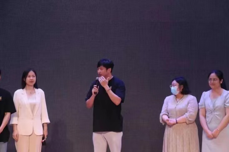 163fac0502e14f8c84de8be531c33f35.jpg 163fac0502e14f8c84de8be531c33f35.jpg