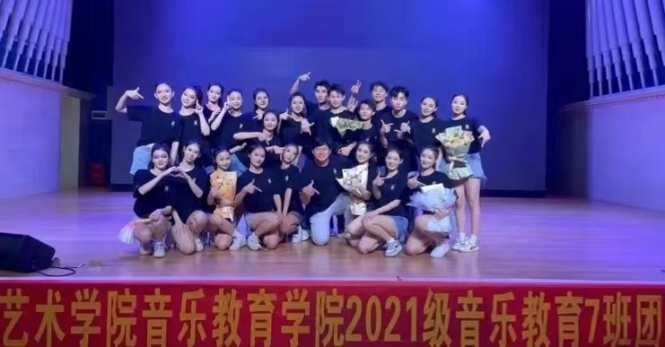 4d9545c183c24036857ea23e2e2ad748.jpg 4d9545c183c24036857ea23e2e2ad748.jpg