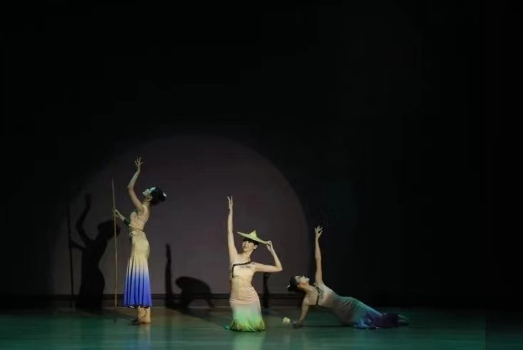 ff8a4623967d4a6a96a4794e69deef98.jpg ff8a4623967d4a6a96a4794e69deef98.jpg