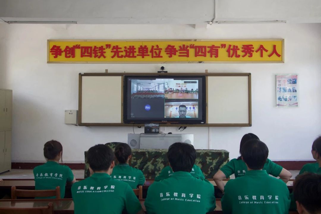 7734ddd9a3bd4f3991f1529c14454f32.jpg 7734ddd9a3bd4f3991f1529c14454f32.jpg